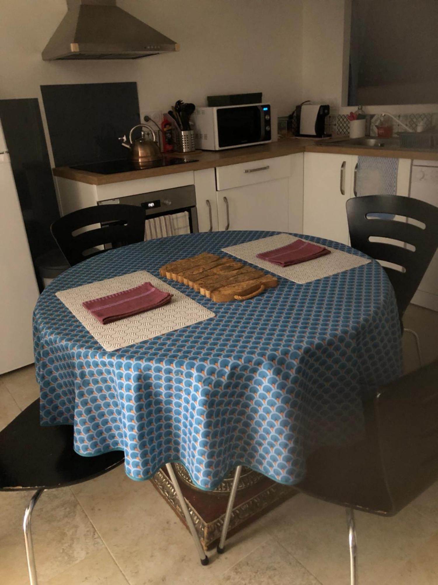 Logement Neuf Centre Du Village Aux Pieds Du Chateau 格里莫 外观 照片