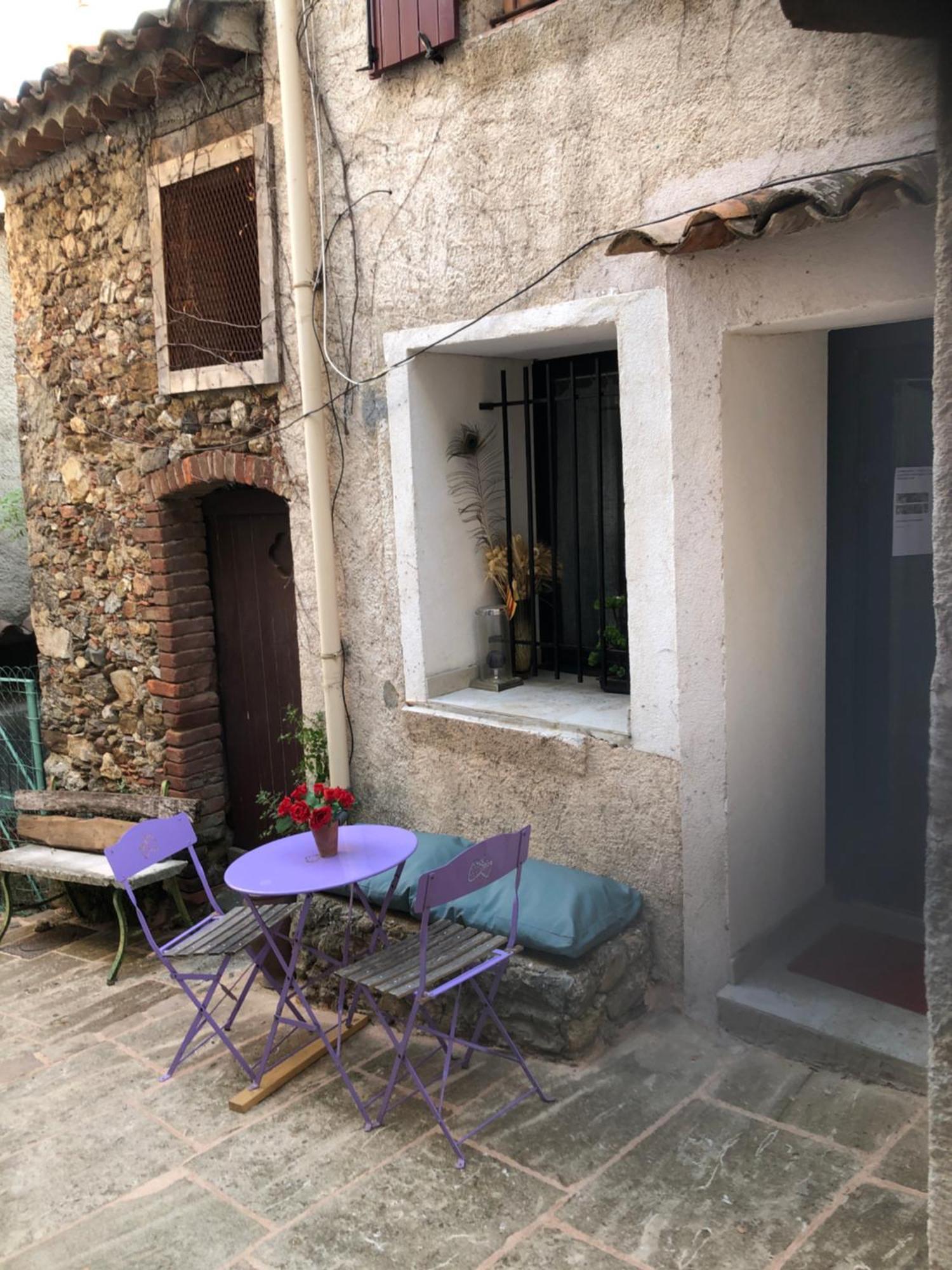 Logement Neuf Centre Du Village Aux Pieds Du Chateau 格里莫 外观 照片